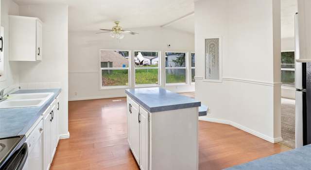 Photo of 6222 161st St E #302, Puyallup, WA 99837