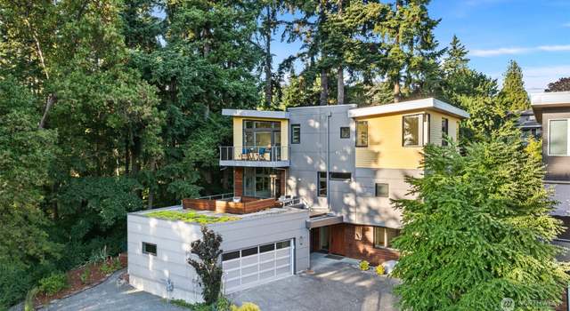 Photo of 4018 131st Pl SE, Bellevue, WA 98006