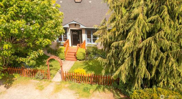Photo of 10538 Evanston Ave N, Seattle, WA 98133