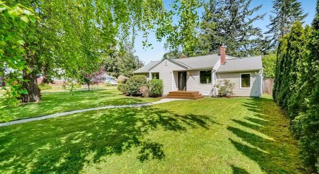 Photo of 13754 Ashworth Ave N, Seattle, WA 98133