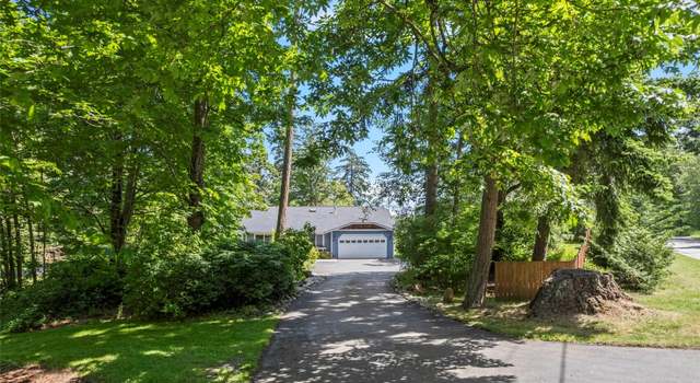 Photo of 1555 Silver Lake Rd, Oak Harbor, WA 98277