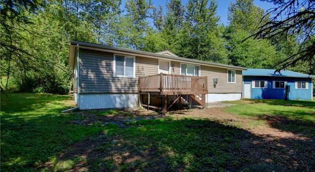 Photo of 220 Thompson Rd, Sedro Woolley, WA 98284