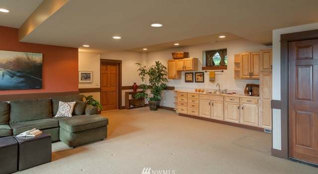 Photo of 3501 W McGraw St, Seattle, WA 98199