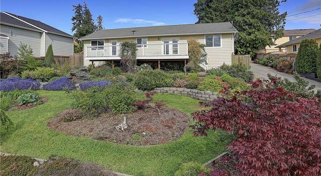 Photo of 324 Burke Dr, Camano Island, WA 98282