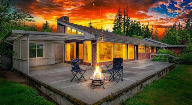 Photo of 20605 Maplewood Dr, Edmonds, WA 98020