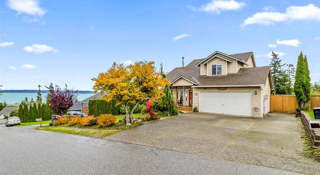 Property at 36 Lucky Ln, Camano Island, WA 98282, 3 beds, 2.5 baths
