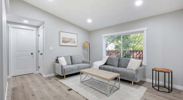 Photo of 40 E Herron Pl, Shelton, WA 98584