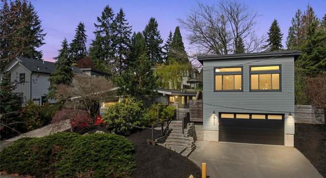 Photo of 10444 NE 110th St, Kirkland, WA 98033