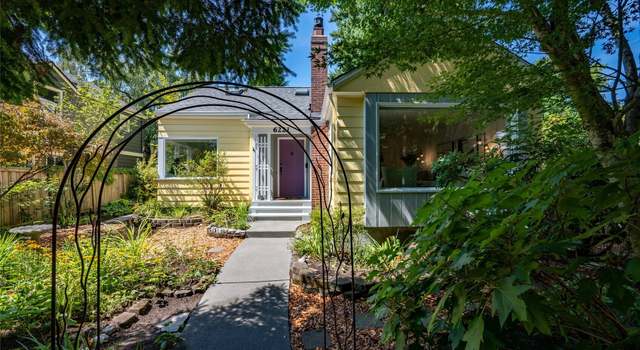 Photo of 6221 36th Ave NE, Seattle, WA 98115
