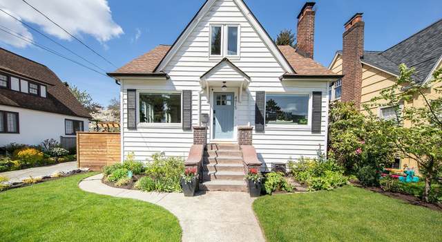 Photo of 4915 28th Ave S, Seattle, WA 98108
