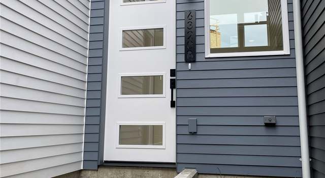 Photo of 6320 41st Ave SW Unit B, Seattle, WA 98136