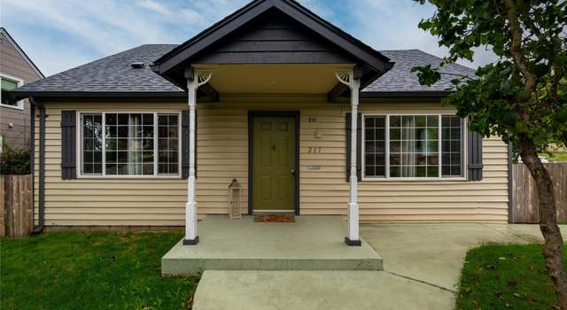 Photo of 217 E Cedar St, Mount Vernon, WA 98273