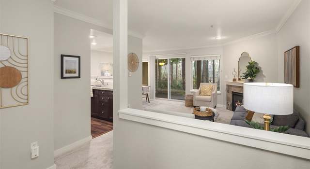 Photo of 25025 SE Klahanie Blvd Unit B103, Sammamish, WA 98075