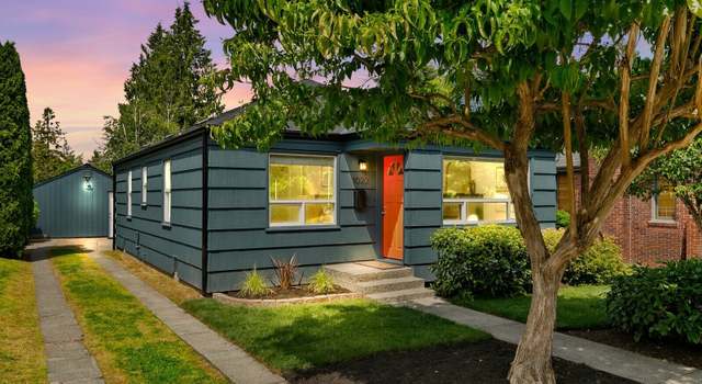 Photo of 1022 NE 94th St, Seattle, WA 98115