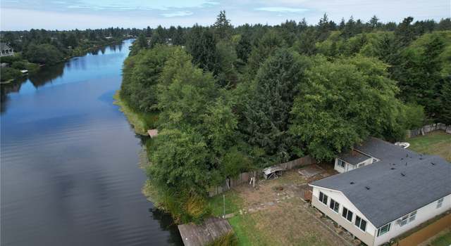 Photo of 991 Mount Olympus Ave SE, Ocean Shores, WA 98569