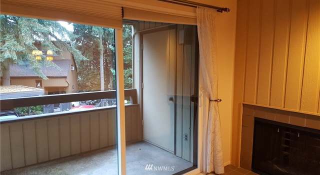 Photo of 3518 109th Pl NE #102, Bellevue, WA 98004