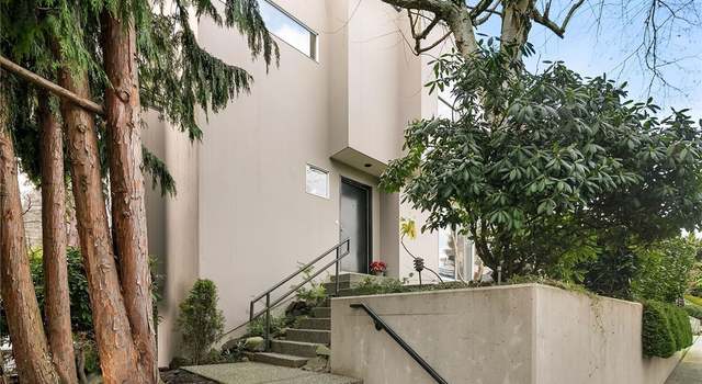 Photo of 2137 Waverly Pl N, Seattle, WA 98109
