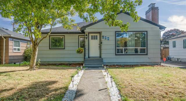 Photo of 946 22nd Ave, Longview, WA 98632