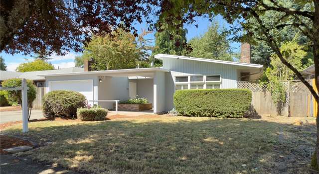 Photo of 3038 Louisiana St, Longview, WA 98632
