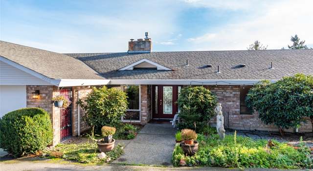 Photo of 2166 Aurora Ct, Oak Harbor, WA 98277