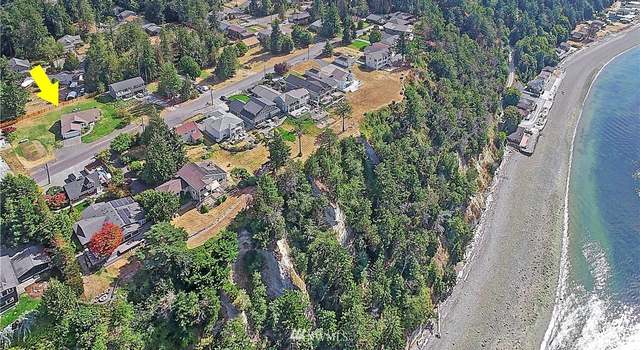 Photo of 31 Edgewater Dr, Camano Island, WA 98282