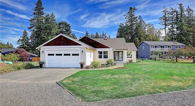 Photo of 31 Edgewater Dr, Camano Island, WA 98282