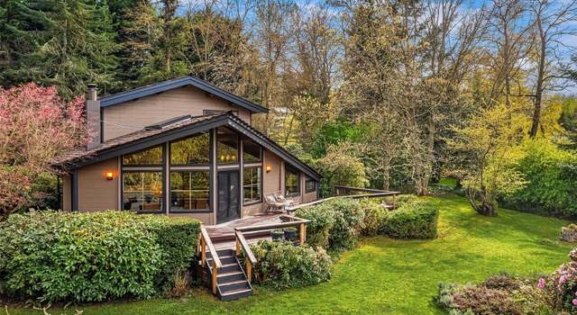Photo of 6320 SW Luana Beach Rd, Vashon, WA 98070
