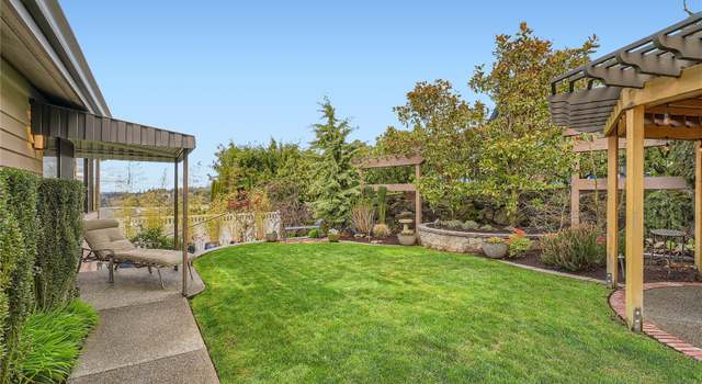 Photo of 813 S Marine Hills Way, Federal Way, WA 98003