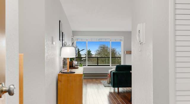 Photo of 6055 35th Ave SW #202, Seattle, WA 98126