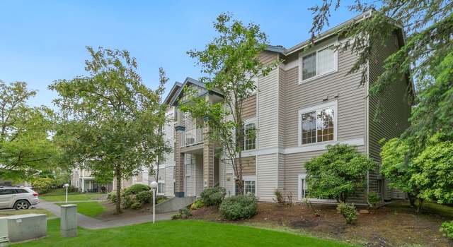 Photo of 25235 SE Klahanie Blvd Unit H203, Sammamish, WA 98029