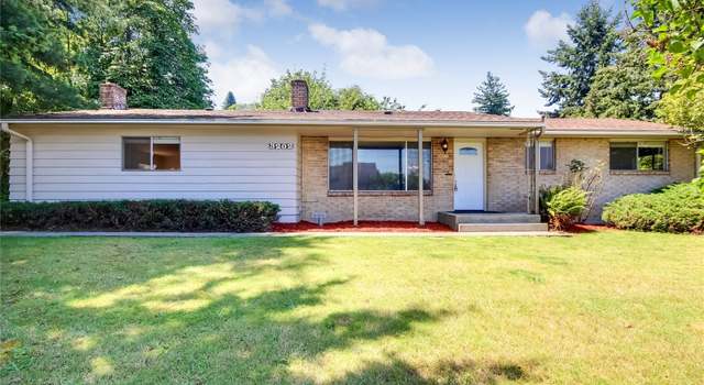 Photo of 3202 E M St, Tacoma, WA 98404