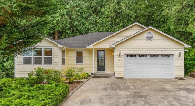 Photo of 243 W St James Pl, Longview, WA 98632