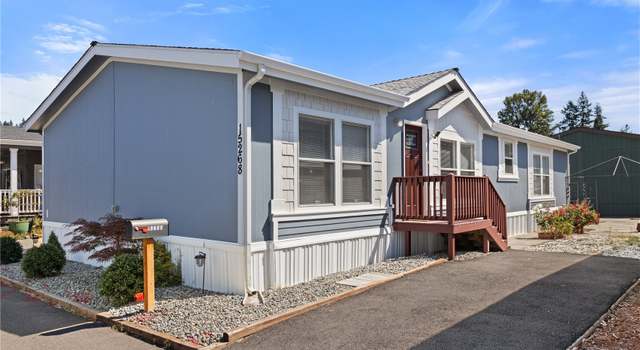 Photo of 15268 Oak Dr, Renton, WA 98058