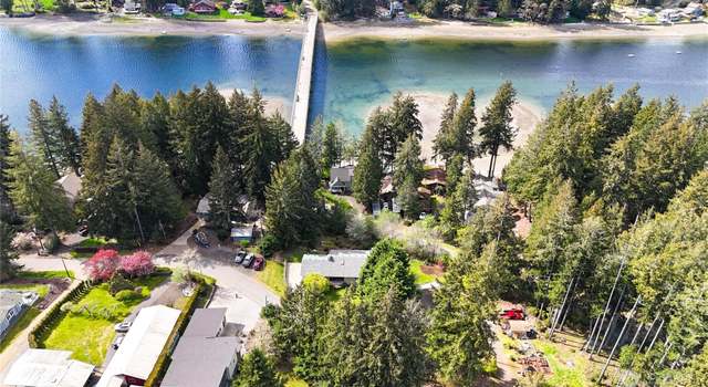 Photo of 90 E Treasure Island Dr, Allyn, WA 98524