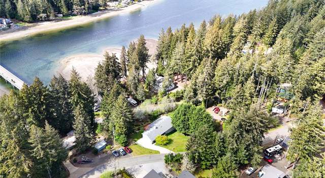 Photo of 90 E Treasure Island Dr, Allyn, WA 98524