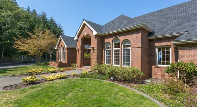 Photo of 581 Harbor View Dr, Port Angeles, WA 98363