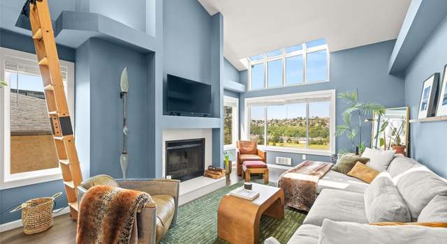 Photo of 2572 W 14th Ave #403, Seattle, WA 98119