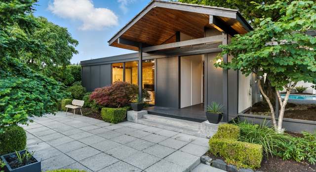 Photo of 615 Bayside Rd, Bellingham, WA 98225