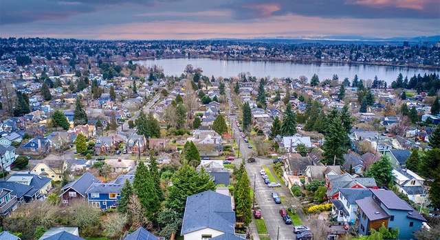Photo of 406 N 68th St, Seattle, WA 98103