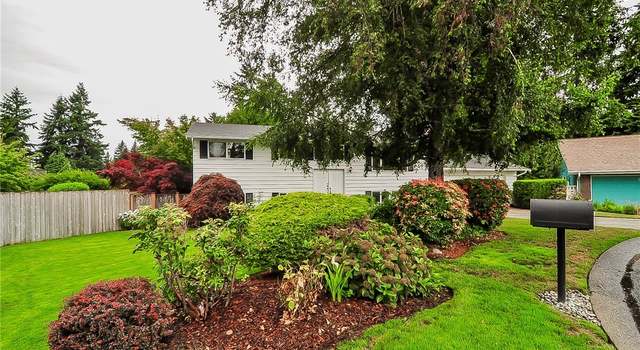 Photo of 2714 SW 321st Pl, Federal Way, WA 98023