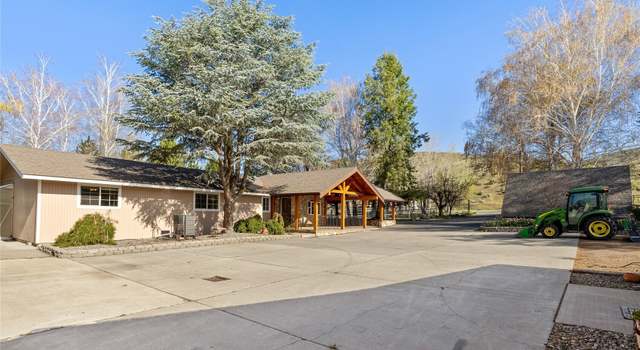 Photo of 1260 Burbank Creek Rd, Yakima, WA 98901