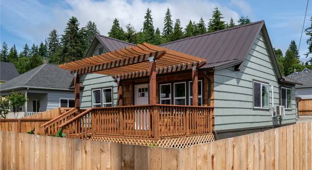 Photo of 1203 Larch St, Raymond, WA 98577