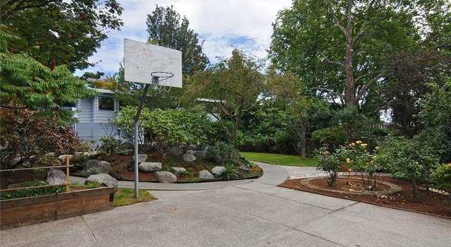 Photo of 6033 41st Ave NE, Seattle, WA 98115