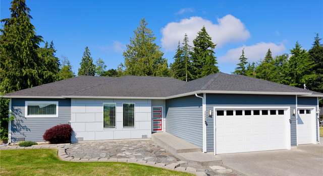Photo of 2884 Viewmont Pl, Camano Island, WA 98282