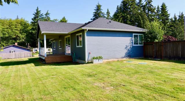 Photo of 2884 Viewmont Pl, Camano Island, WA 98282