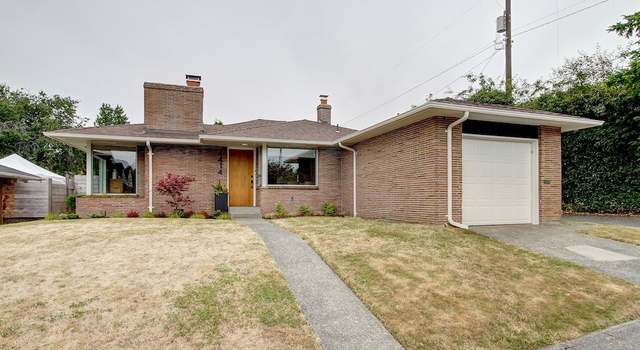 Photo of 4414 SW Stevens St, Seattle, WA 98116