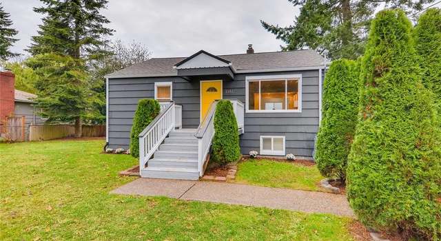 Photo of 23517 76th Ave W, Edmonds, WA 98026