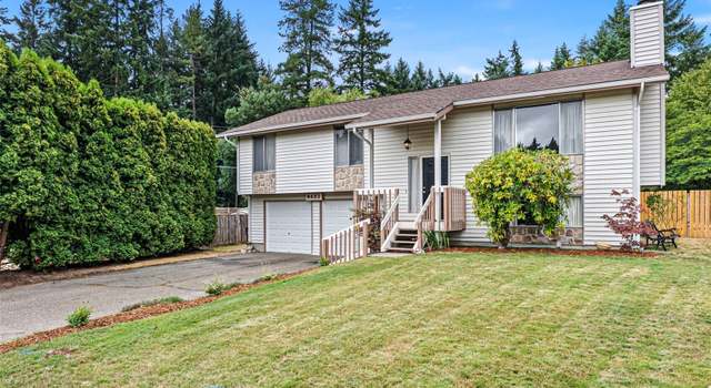 Photo of 8423 Hickory Pl NE, Bremerton, WA 98311
