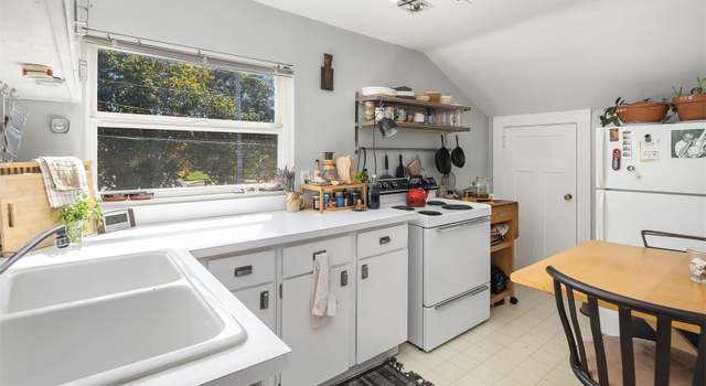 Photo of 6976 Fauntleroy Way SW, Seattle, WA 98136