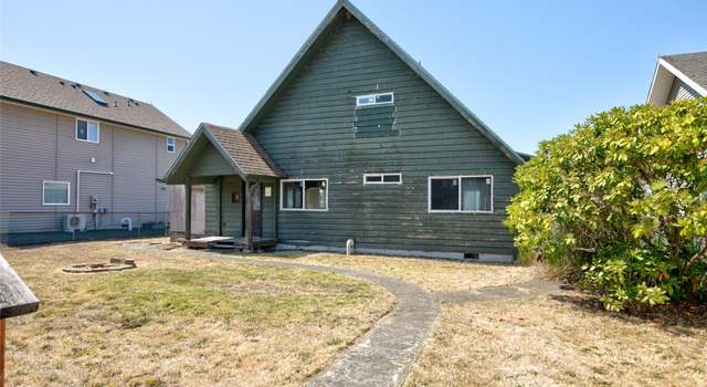 Photo of 639 Lake Island Ave SE, Ocean Shores, WA 98569